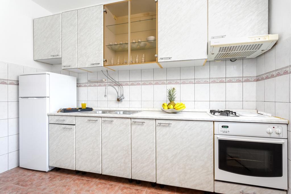 Holiday Home Iris มารีนา ภายนอก รูปภาพ